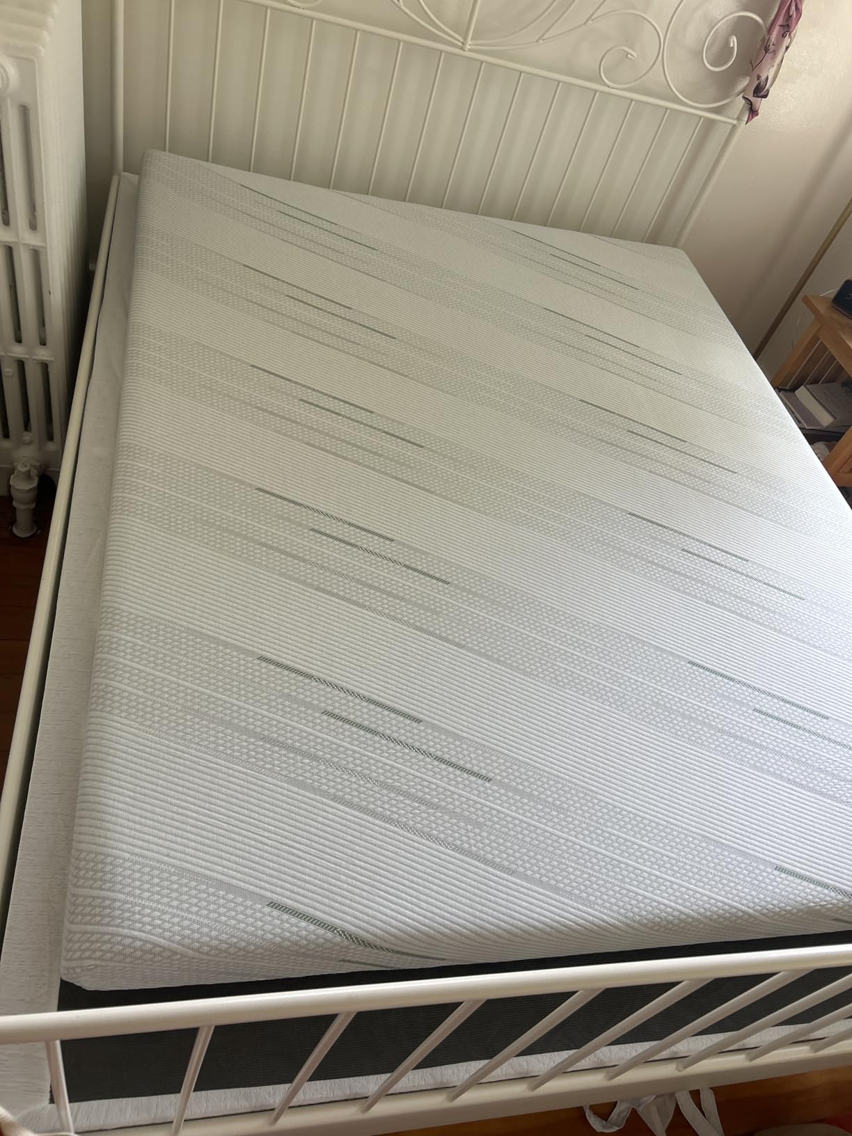 4 Inch Gel Memory Foam Sofa Mattress Queen Size, CertiPUR-US Certified, with Removable Washable Cover, for Guest Rooms, Sofas, RVs & Boats customer photo 2