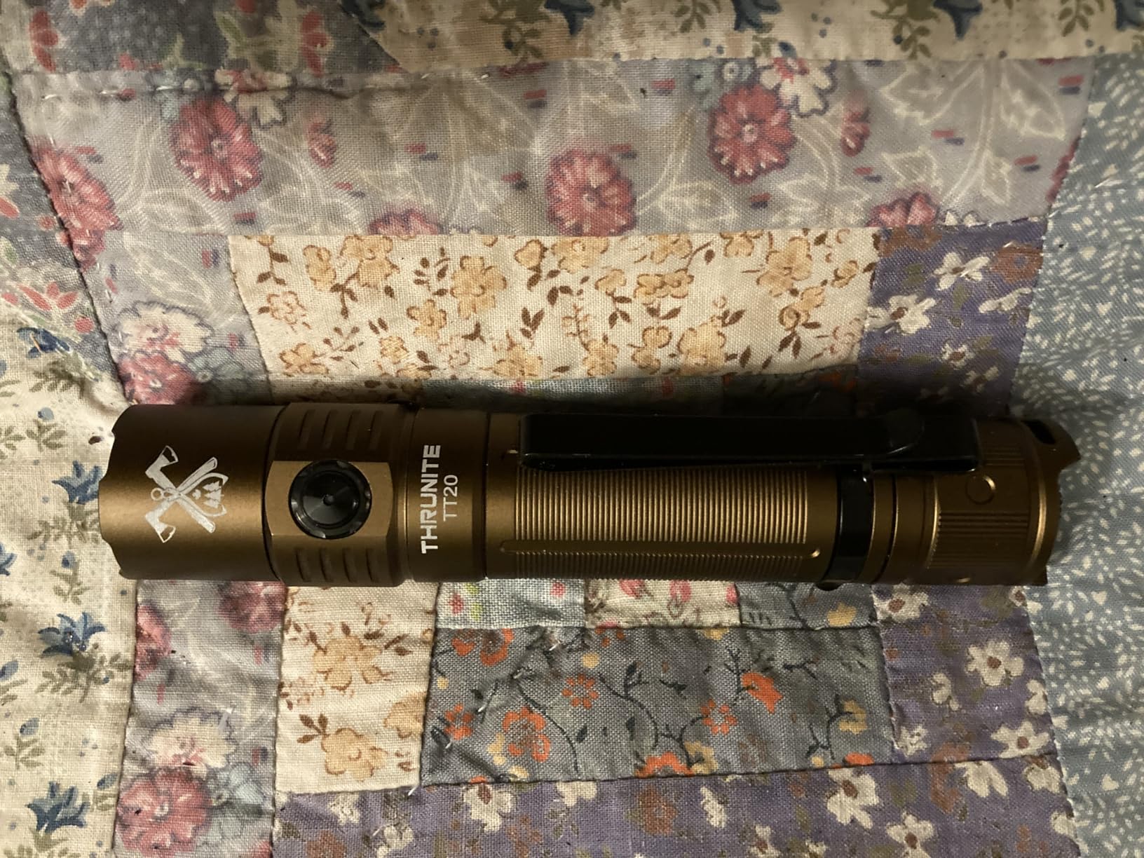 ThruNite TT20 Tactical Flashlight, 2010 Lumens USB-C Rechargeable LED Flashlight, Bright Handheld Flashlights with 6 Modes & Dual Switch, IPX8 Aluminum for Hunting - Desert Tan customer photo 2