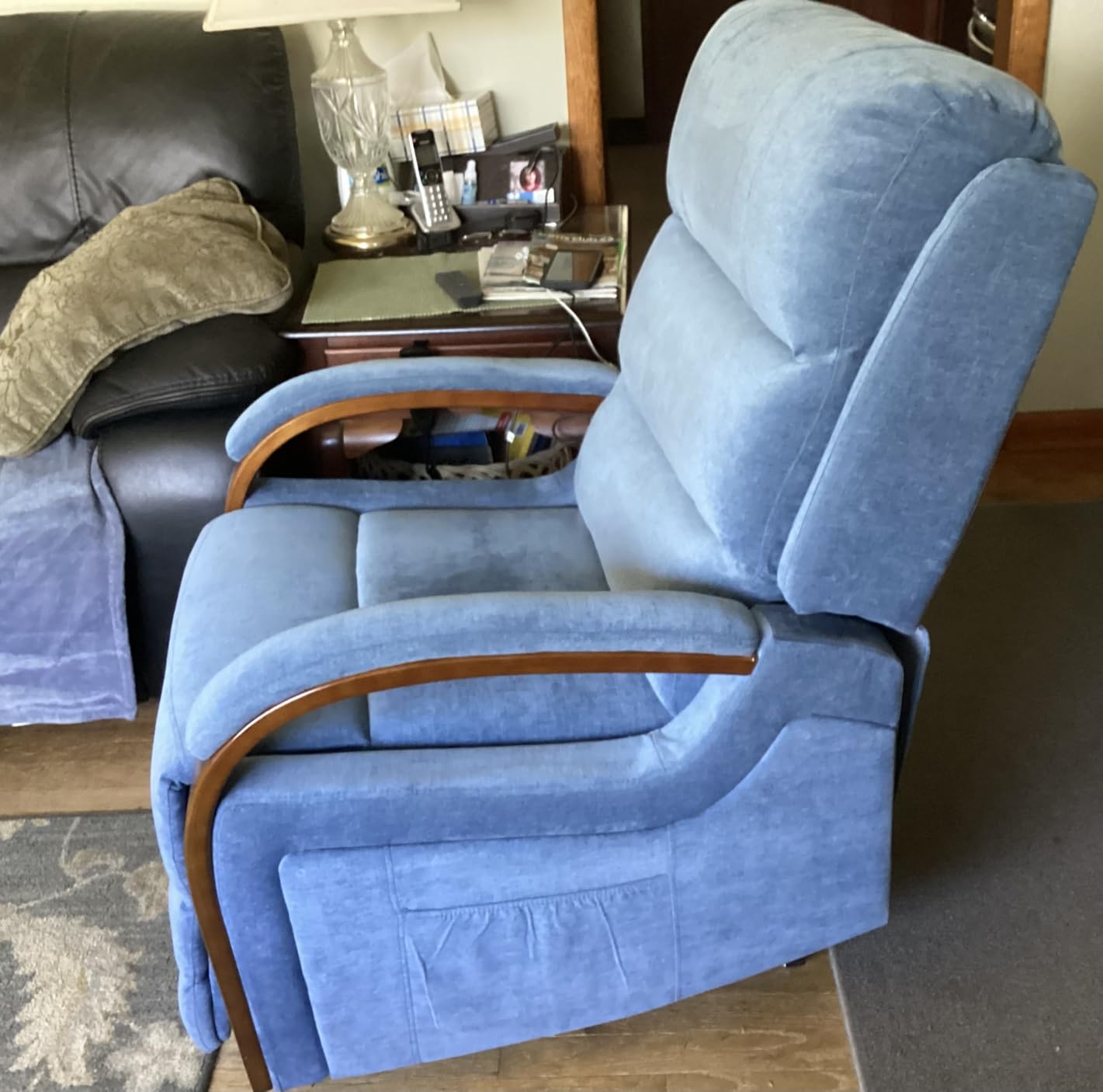 Trustyue Dual Motor Power Lift Recliner Chair, Lift Chair with Massage and Heat for Elderly, Lay Flat Recliner, Standing Assistance, Infinite Position Reclining customer photo 2