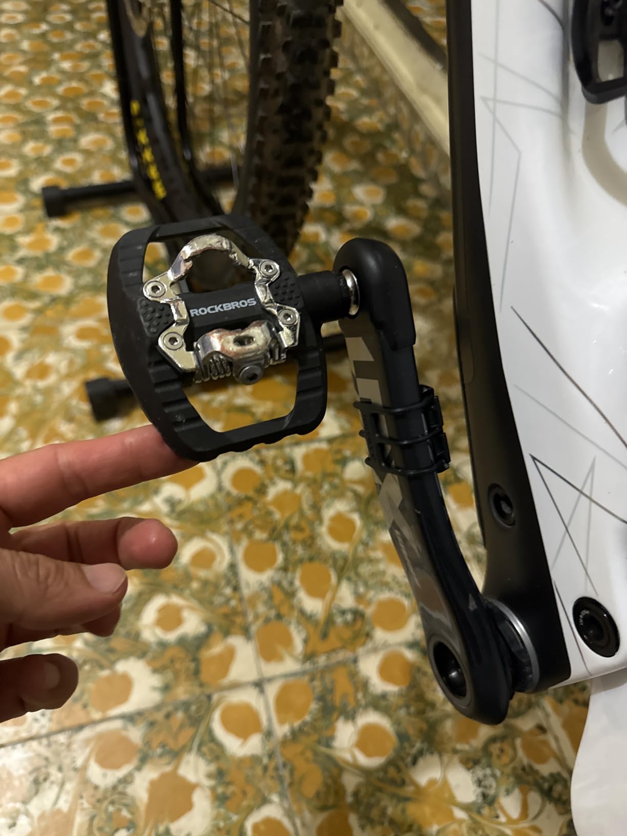 ROCKBROS Mountain Bike Pedals Dual Function Sealed Clipless Flat Platform Compatible with SPD Bicycle Pedals for Mountain Bike MTB Pedals Flat customer photo 1