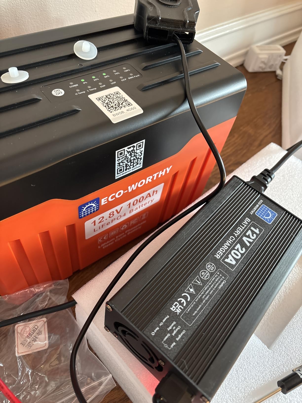 ECO-WORTHY 12V 100AH LiFePO4 Lithium Battery with SOC Display, Upgrade 2.0 with built-in Bluetooth, 100A BMS with Low-Temp Protection, Suitable for RV, Camping, Solar Off-Grid, Trolling Motor customer photo 1