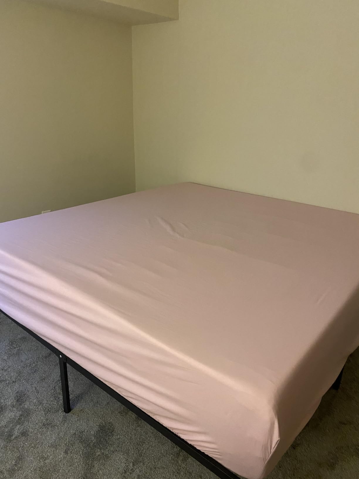 Novilla Twin Mattress, 6 Inch Twin Bed Mattress for Kids, Gel Memory Foam Mattresses for Cooling Night Sleep & Pressure Relief, CertiPUR-US Certified customer photo 1