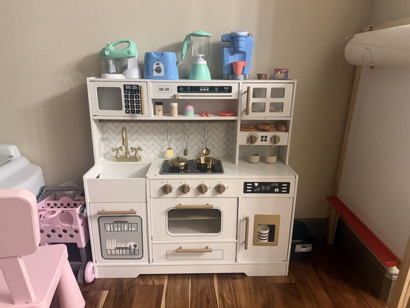 Wooden Play Kitchen for Kids- Realistic Appliances, Smart Storage & 15 Fun Accessories for Inspiring Pretend Play (Ages 3+) customer photo 2