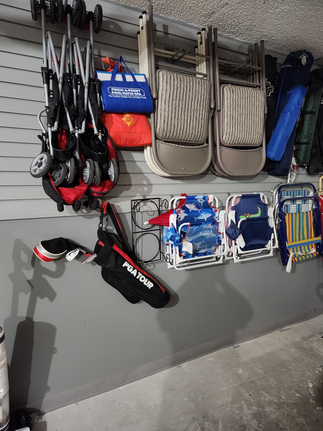 VEVOR Slat Wall Paneling, 8 x 4 ft, PVC Garage Slatwall without Accessories, White Slat Wall Easy-to-Install Adjustable Slatwall Panel with Coupling Structure & DIY Cutting, Fits for Storage & Display customer photo 2