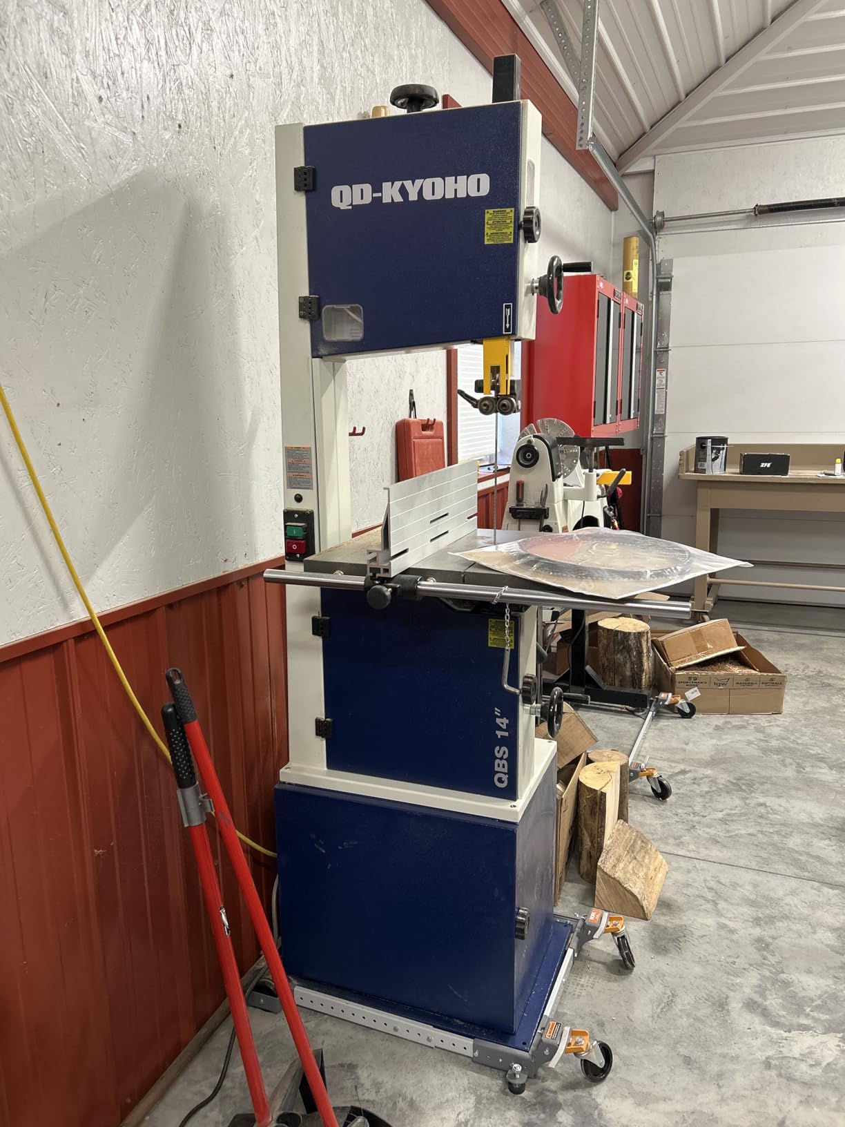 Band Saw, 14 Inch Bandsaw for Woodworking, 1445 & 2950 FPM Dual-Speed Bandsaw, 2 HP, 120V 14-Amp Motor, Solid Cast Iron Table, Overload Protection customer photo 2