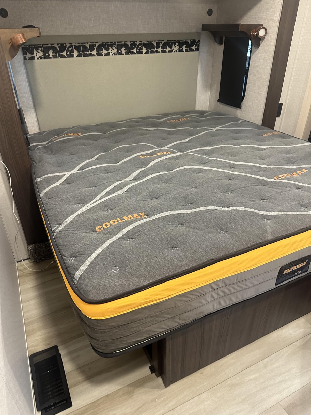 Elfreda RV King Mattress, 12 inch Pillow Top Pocket Spring Hybrid, Memory Foam, Medium Firm customer photo 2