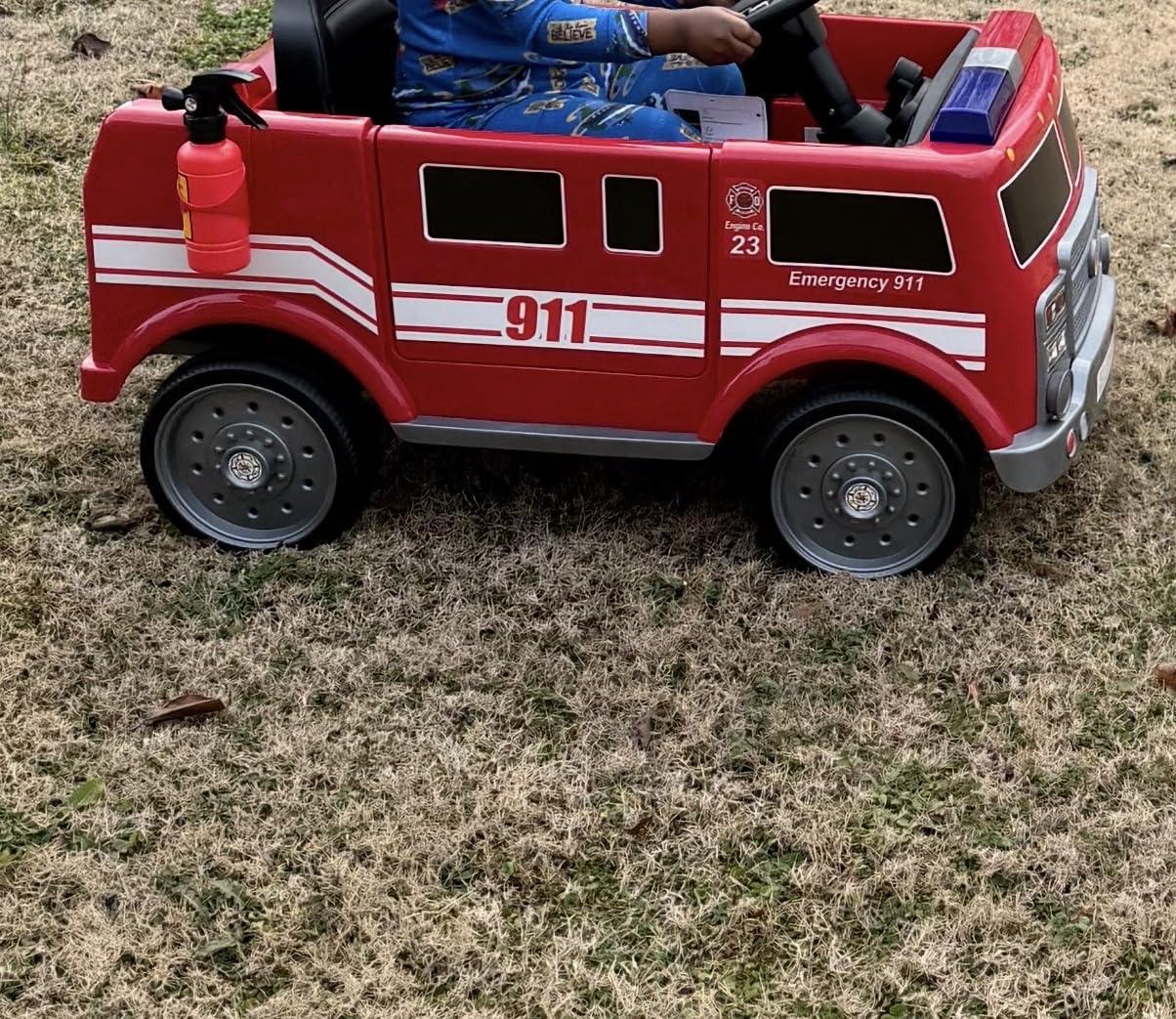 ELEMARA 12V Ride on Fire Truck, Battery Powered Toddler Electric Vehicle w/Parent Remote Control,Ride on Car for Kids,Siren-Call,walkie-talkies, Flashing Lights,Fire Extinguishers, Bluetooth,Music,UBS customer photo 2
