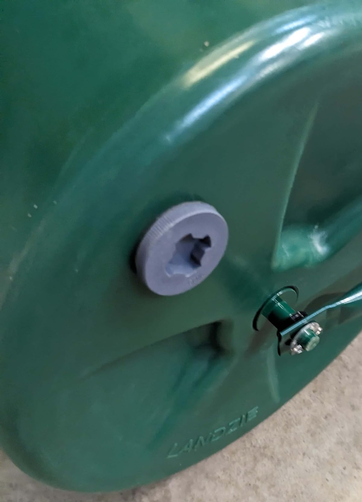 Landzie 36 Inch Poly Lawn Roller - 21.1 Gallon Heavy Duty Sod and Yard Roller for Boosting Seed to Soil Contact - Water Filled Barrel Presses in Grass Seed to Improve Germination - Lawn Flattener customer photo 2