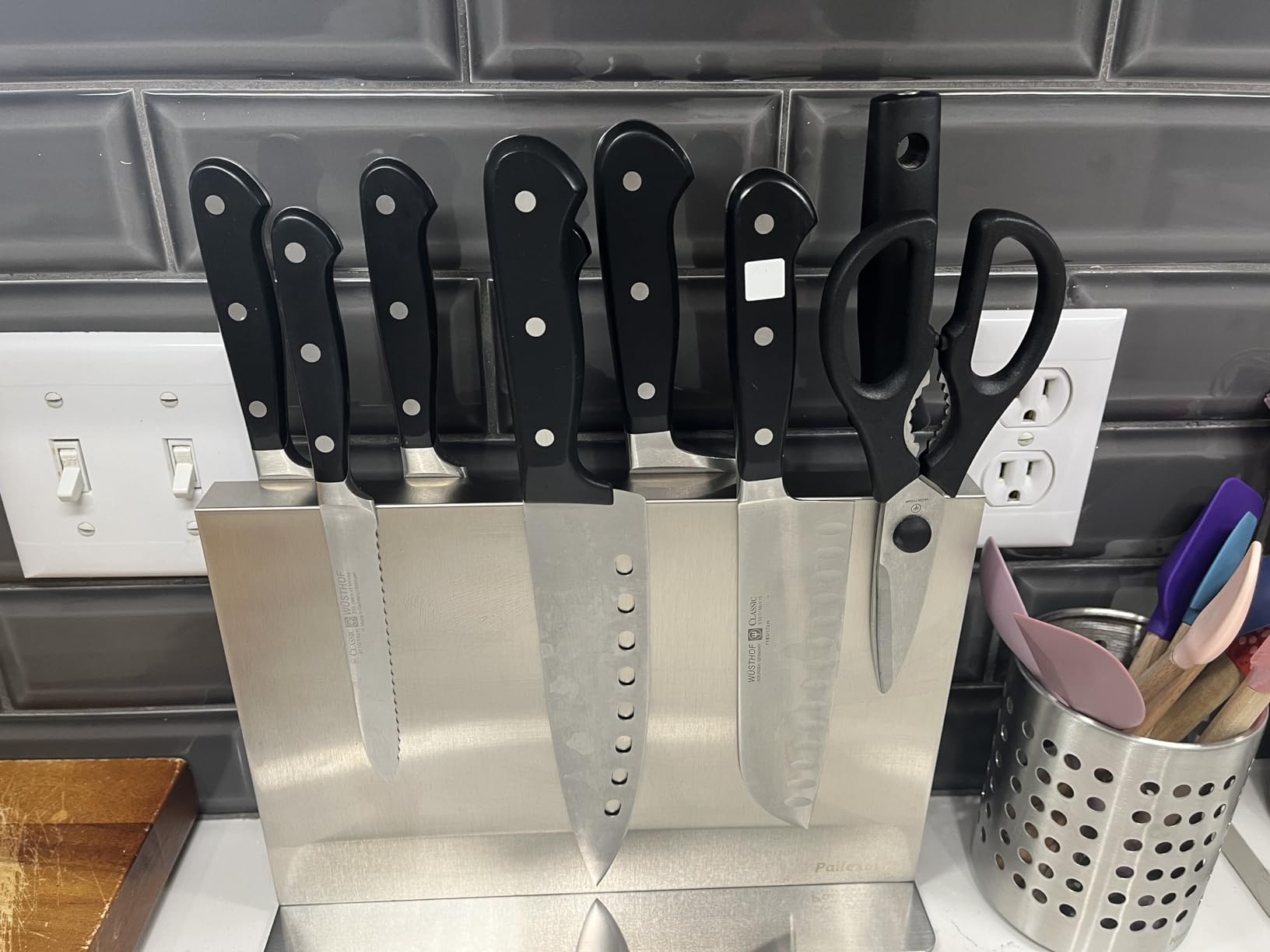 Magnetic Knife Block Without Knives - Black Stainless Steel Double-Sided Magnetic Knife Holder customer photo 1