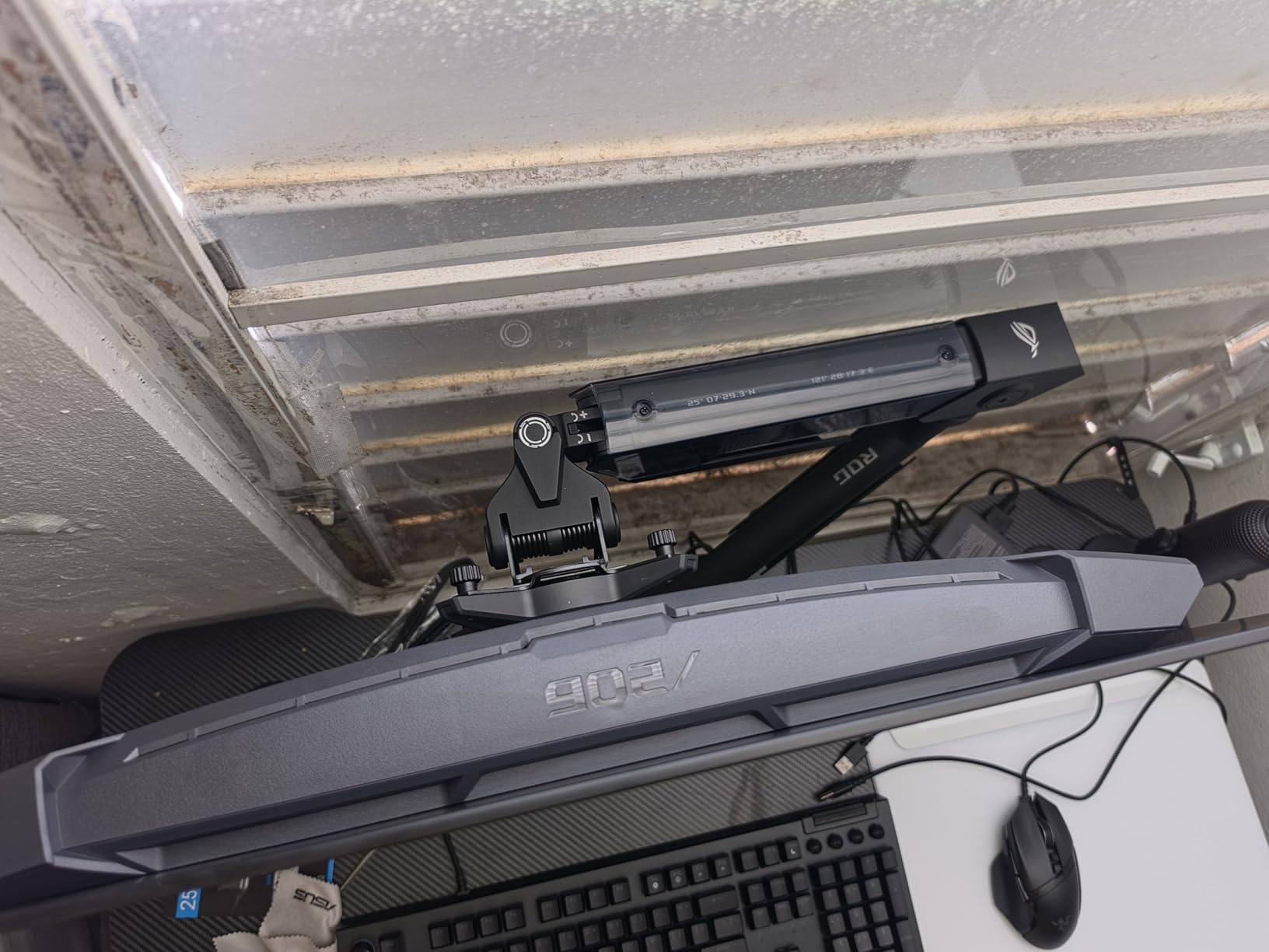 ASUS ROG Strix 32