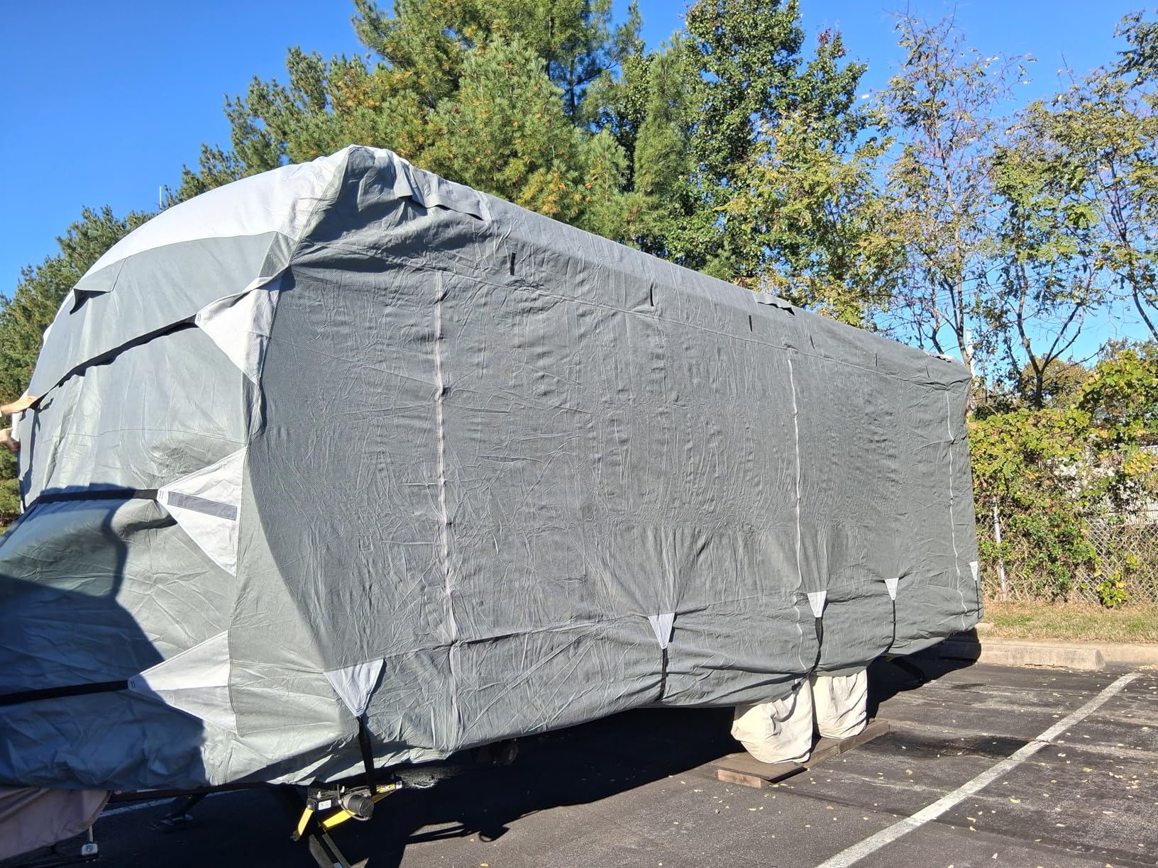KING BIRD RV Cover, Heavy Duty Snow Protection, Fits 24-27ft Travel Trailers Campers, with Adhesive Repair Patches,Windproof Straps&Tire Covers customer photo 1