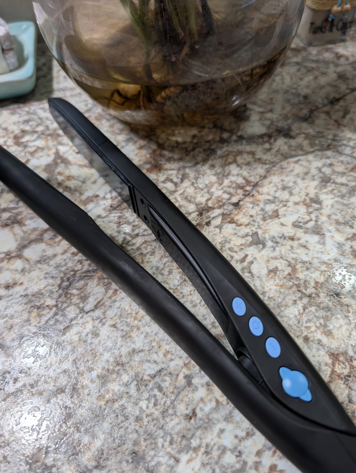 Bio Ionic 10X Styling Iron Hair Straightener with 1