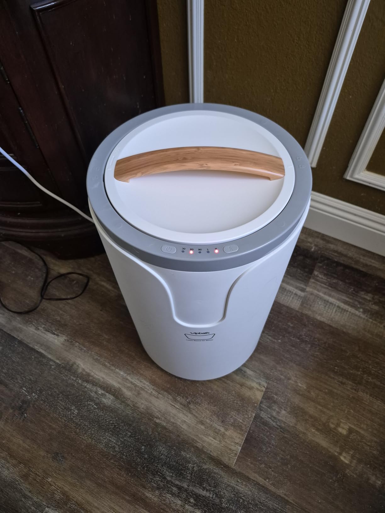 20L Luxury Towel Warmer for Bathroom, Dual Heat, 30/60/90 Min Presets, Stainless Steel Interior, Tip-Over Auto Shut-Off, Includes 12 Fragrance Discs, Perfect Spa Gift for Home customer photo 2