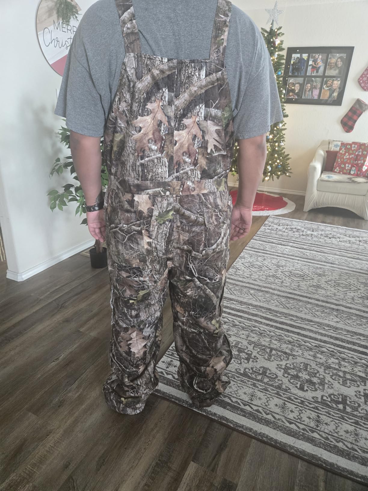 HISEA Insulated Camo Overalls for Men, Winter Water Resistant Hunting Bib Overalls with Pockets for Cold Weather customer photo 1