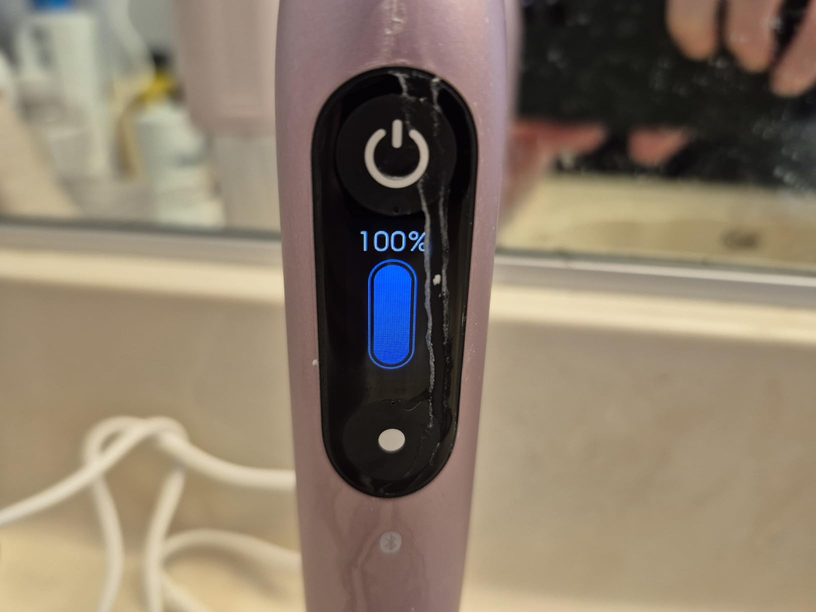 Oral-B iO9 Limited Ultimate Clean Rechargeable Electric Toothbrush, 7 Cleaning Modes, Interactive Display, iSense Charger, Charging Travel Case, Visible Pressure Sensor, 3 Brush Heads, Rose Quartz customer photo 2