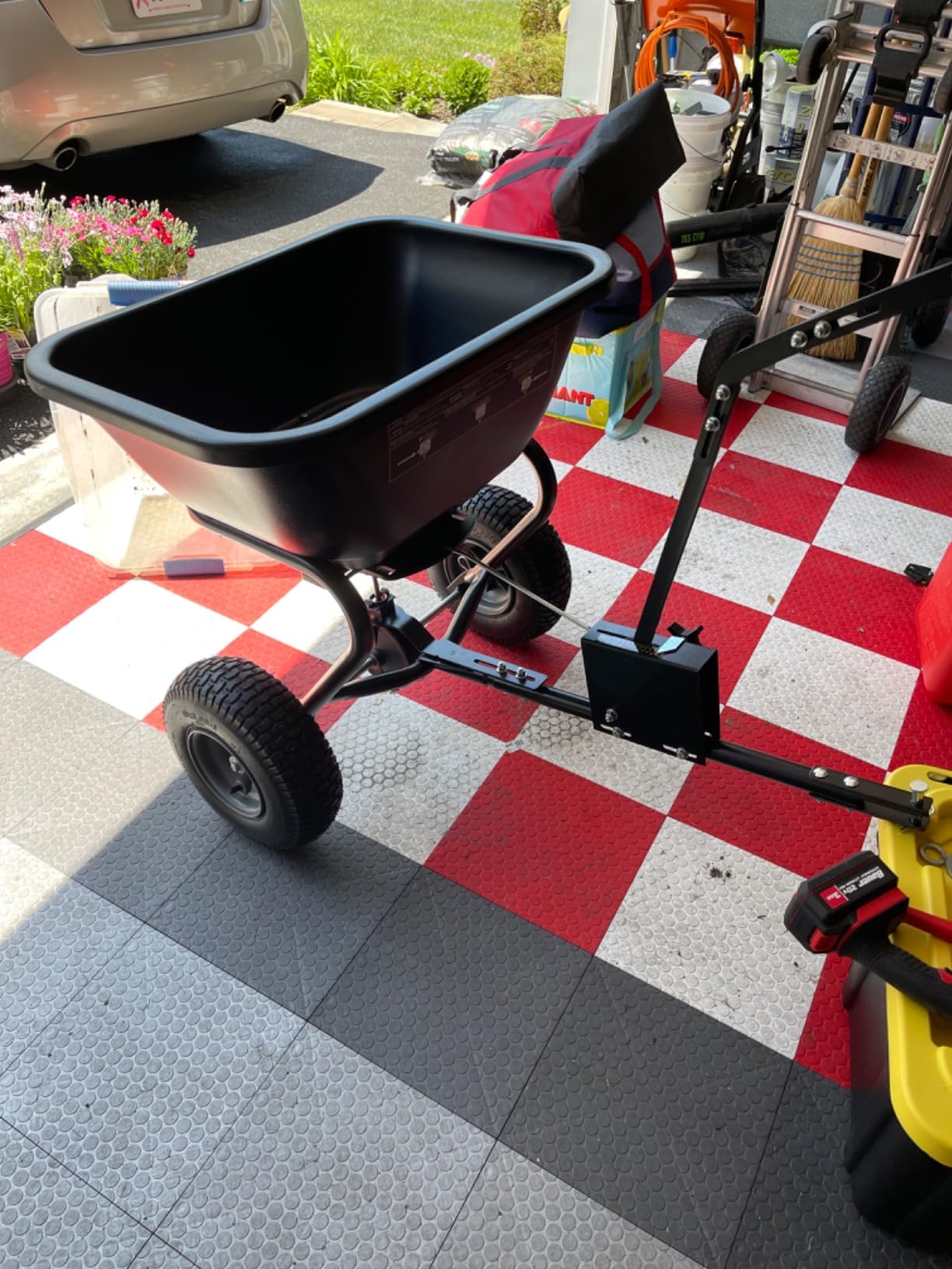Brinly BS26BH-A Tow Behind Broadcast Spreader with Universal Hitch, 125 lb. customer photo 1