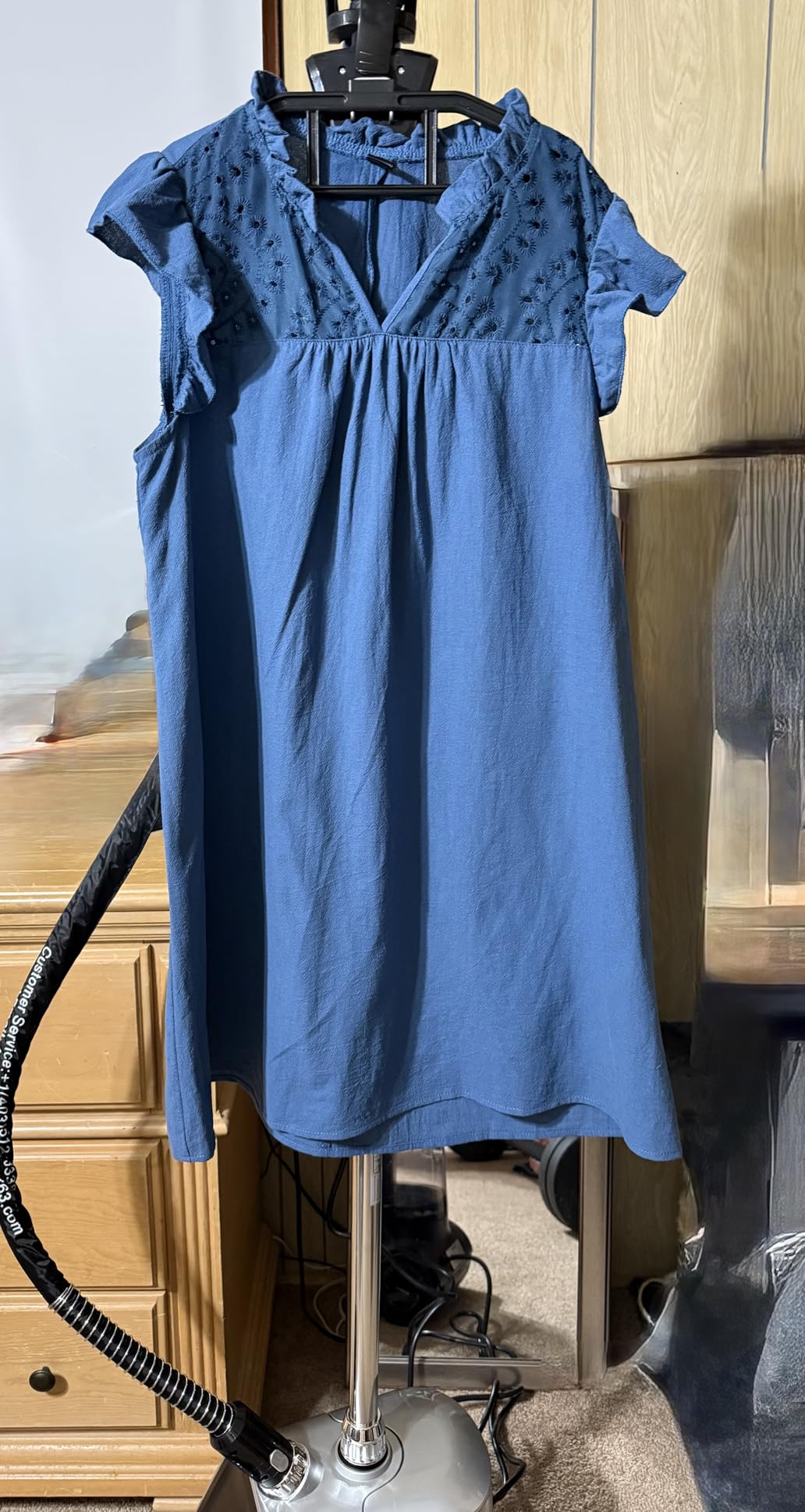 LAKALA Garment Steamer for Clothes, 30-Second Instant Heat-Up, 2.5L Water Tanks, with Pant Clips & Dual Hanger, Powerful Handheld, 4-Stage Adjustable Height, Standing Floor Steamer Wrinkle Remover customer photo 1