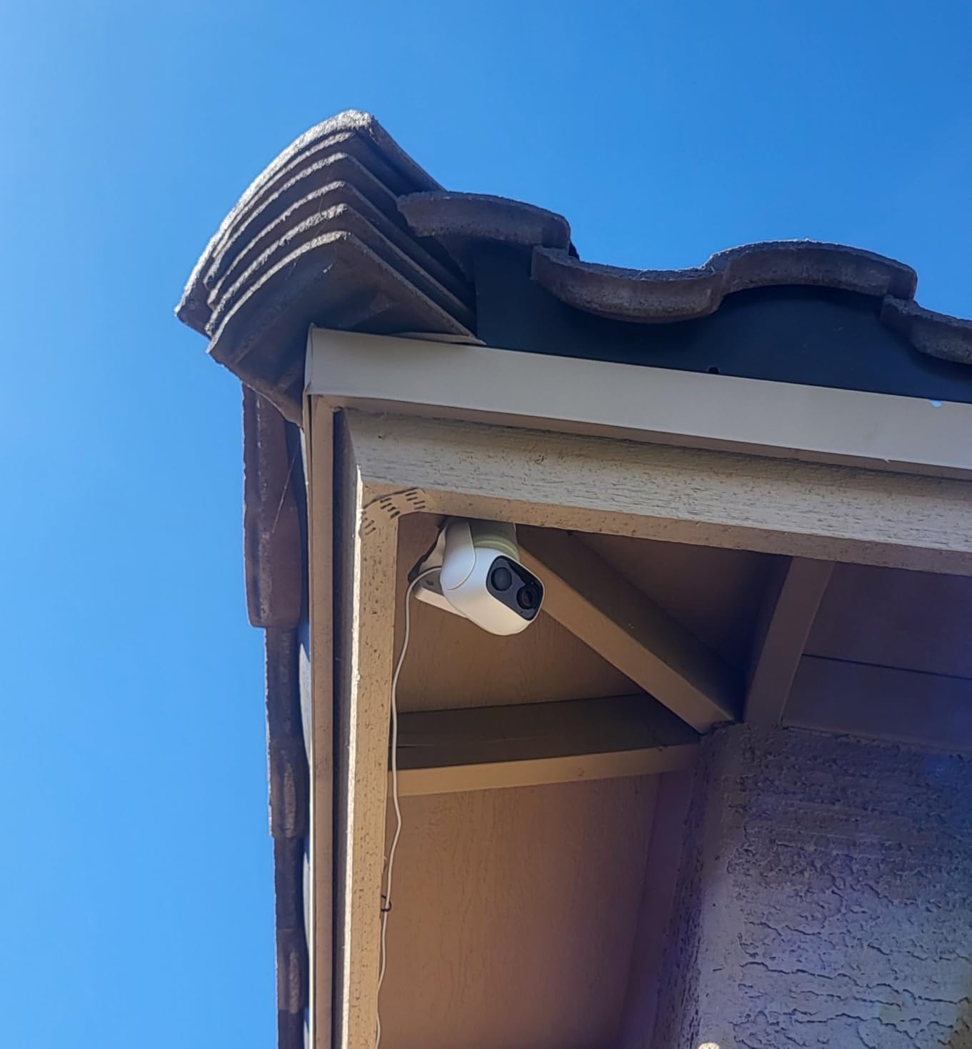 eufy Wired Cam C31, 360° Coverage with Pan and Tilt, Indoor and Outdoor, Dual Antenna, Color Night Vision, Local Storage, No Monthly Fee, AI Human/Vehicle/Pet/Cry Detection, 24/7 Continuous Recording customer photo 2