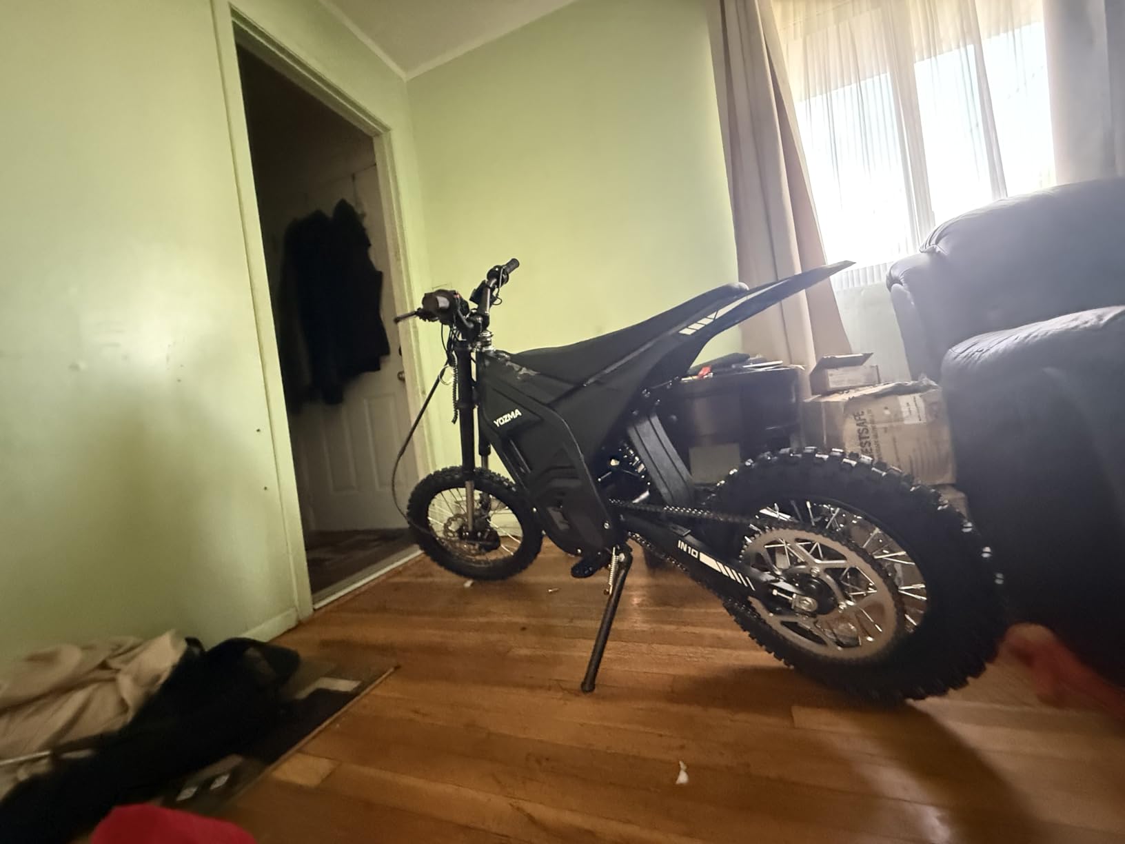 Yozma IN10 Electric Dirt Bike, 2600W 40MPH Electric-Motorcycle with 48V/23AH Battery Ebike, Full Hydraulic Brakes and Suspensions Mountain Off-Road E Dirt Bike, for Teens & Adults customer photo 1