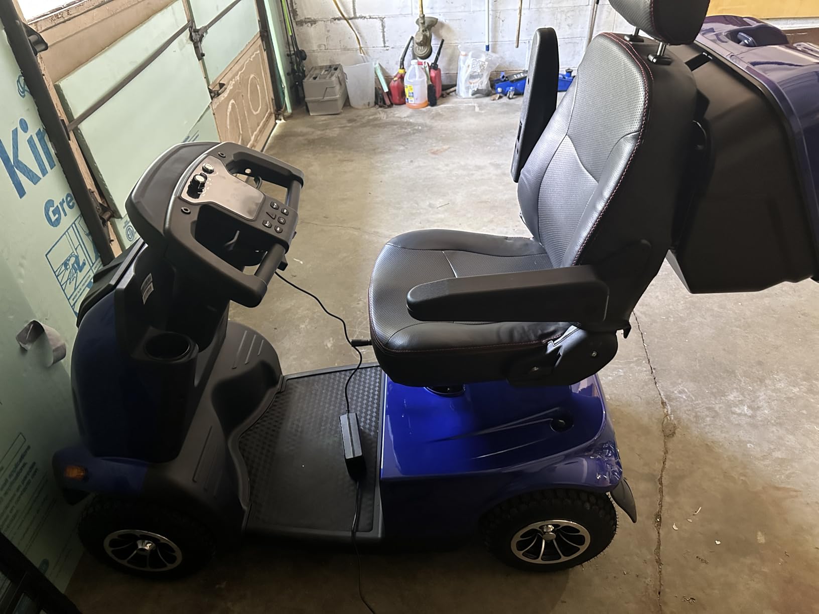Ecomobi Outdoor Heavy Duty Mobility Scooter for Adults & Seniors - 1000W, 500 lbs Bariatric Capacity, 32 Miles Long Range, 13.78 in Off-Road Tires, 15 MPH Max Speed, Full Suspension, Bluetooth Speaker customer photo 2