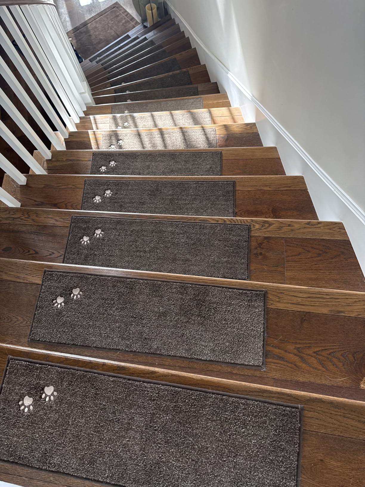 BEQHAUSE Stair Treads for Wooden Steps 28inX9in, Non Slip Carpet Stair Treads Indoor Stair Runners Machine Washable, Soft Stair Rugs Mat Surface Polyester TPE Backing, 15pcs, Charcoal customer photo 1