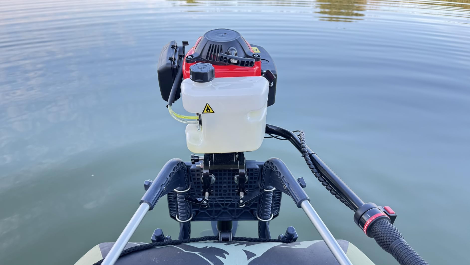 4-Stroke 4HP Outboard Motor, Gas Powered Boat Engine, Air Cooling Outboard Boat Motor, Lightweight Portable Outboard Motor for Inflatable Boat, Fishing Boat, Sailboat, Kayak, Small Boat (Black) customer photo 1