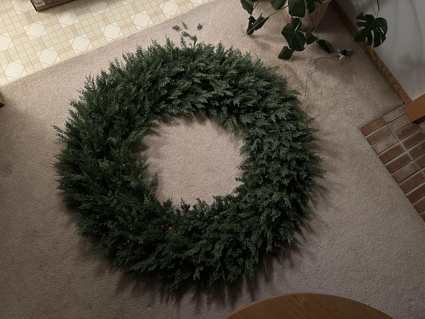 Best Choice Products Pre-Lit Cedar Cypress Christmas Wreath w/Twinkling LEDs, 30in Realistic Large Indoor/Outdoor Holiday Decor for Door, Plug-in customer photo 2