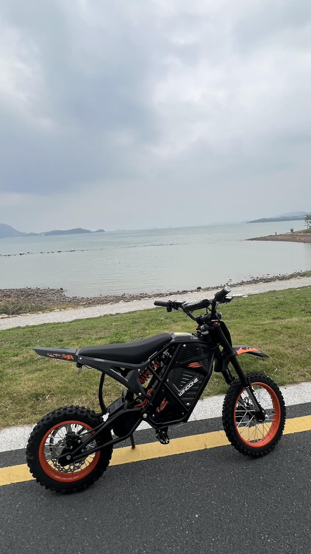 Windone RM7 Electric Dirt Bike for Teens & Adults, 48V 22.5Ah, 37MPH & 45-Mile Electric Motorcycle, 2200W Ebike, 14