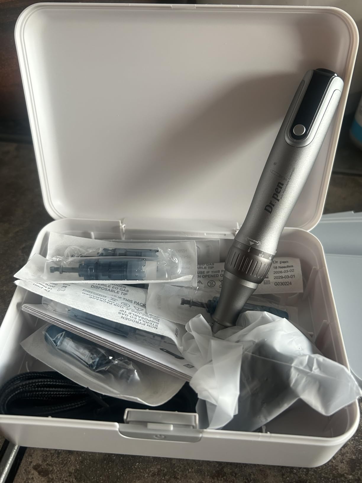 Dr pen Microneedling pen M8S for Home Use customer photo 1