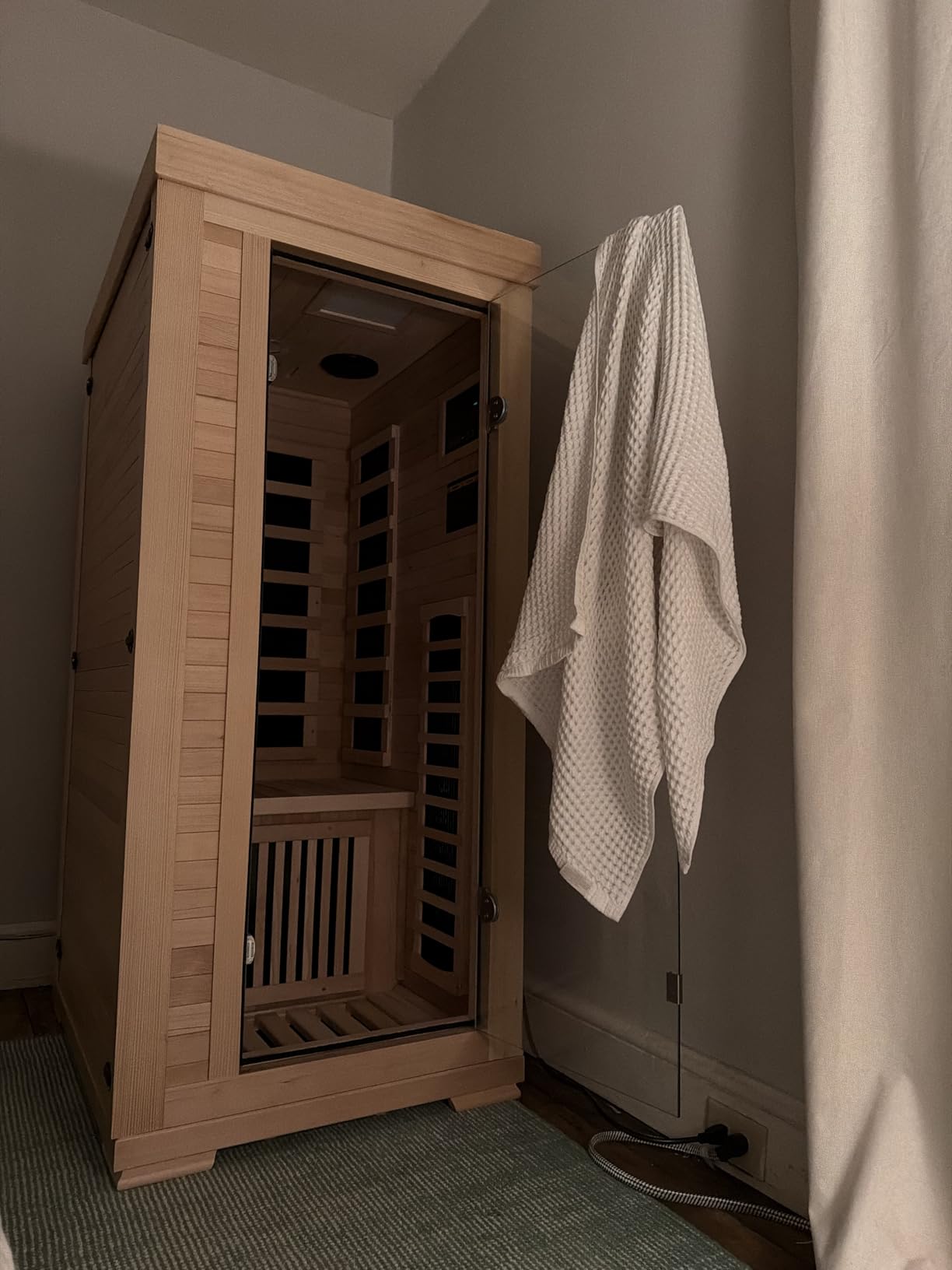 ENSTVER Infrared Wood Sauna 6.4Ft 1-2 Person, Luxury Full Spectrum Far Infrared Sauna Features Low EMF 1745w 7-Light Dynamic & Music Speakers, Canadian Hemlock Dry Indoor Saunas for Home & Gym customer photo 1