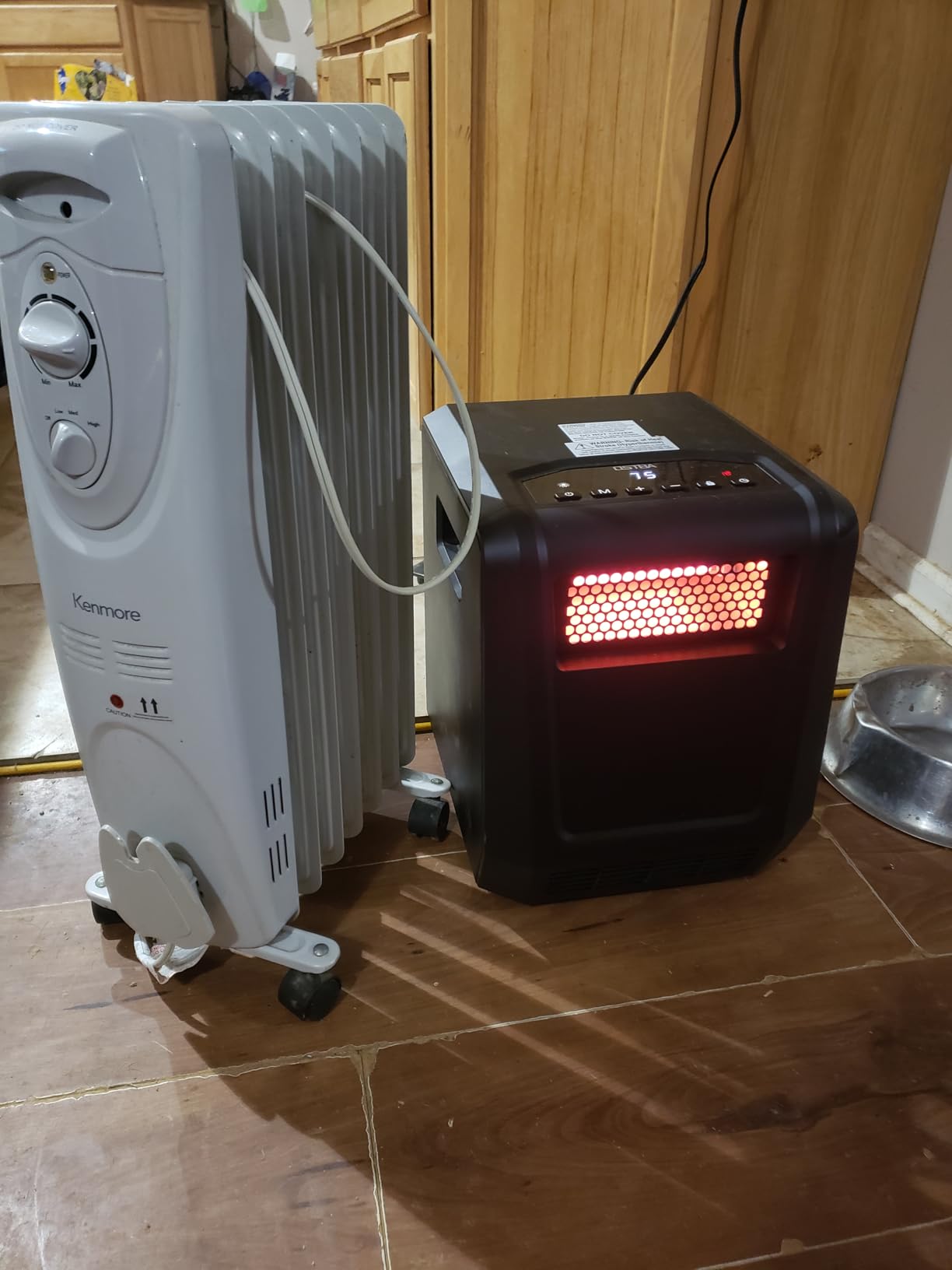 OSTBA 6-Element Infrared Cabinet Heater, 1500W Space Heater for Indoor Use, Box Heater with Thermostat 41-95F, ECO Mode, Remote, 12H Timer, Tip-Over & Overheat Protection customer photo 2