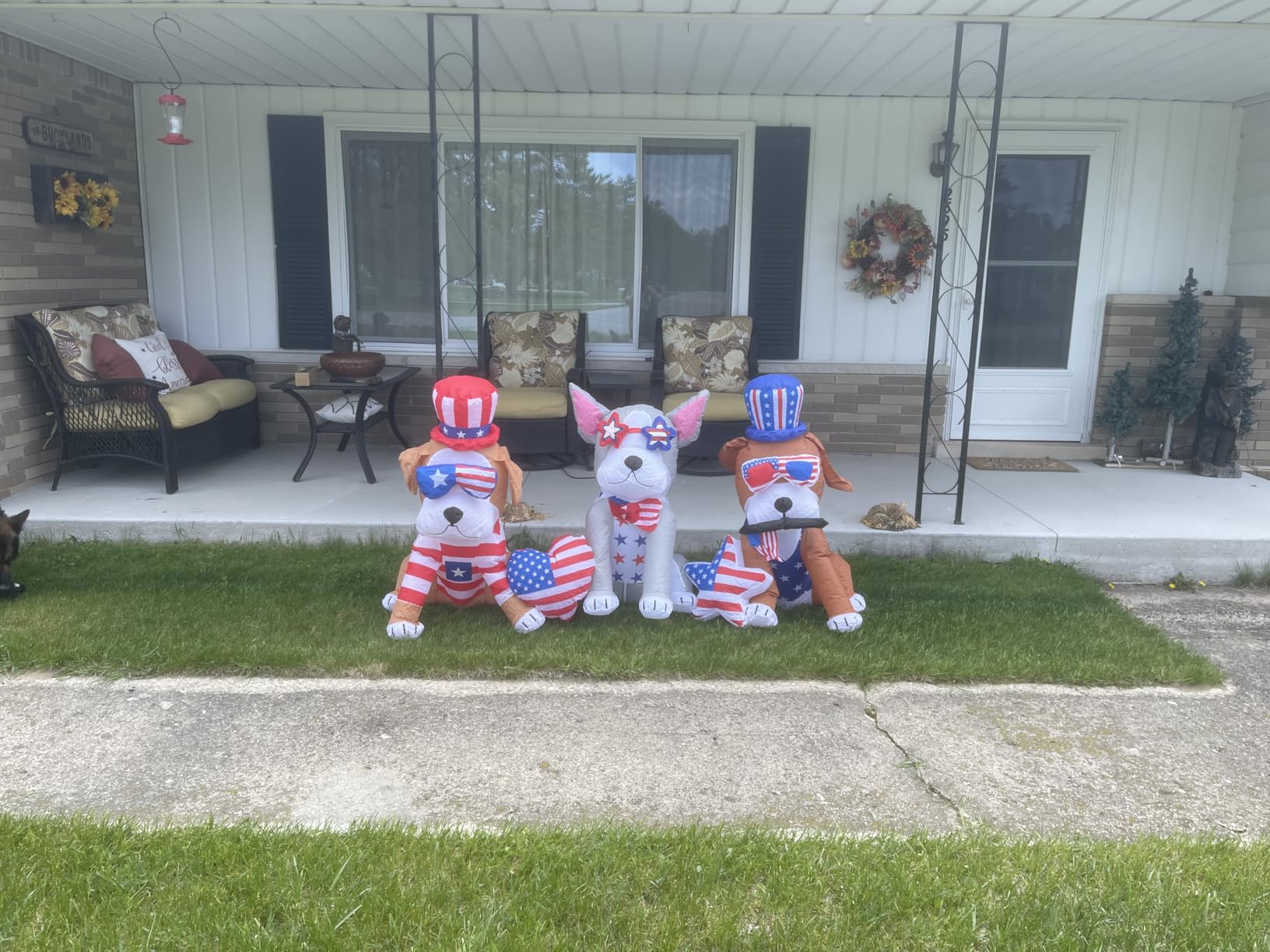 Spinosaurus 7FT 4th of July Inflatables Outdoor Decoration 3dog USA Flag Print Heart Star with LEDs Blow Up Independence Day Patriotic Holiday Yard Decorations customer photo 1