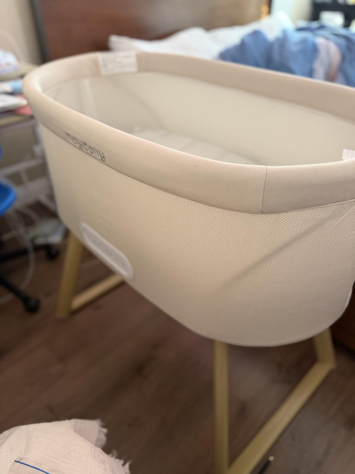Maydolly Smart Soothing Baby Bassinet - Smart Newborn Bassinet with Cry Detection that Automatically Responds customer photo 1