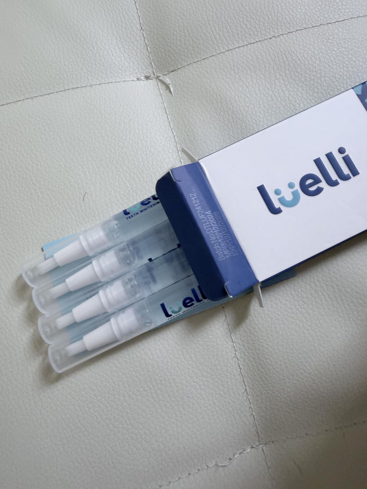 Luelli Teeth Whitening Kit with 35% Carbamide Peroxide, 32 LED Lights, Wireless, Enamel Safe for Sensitive Teeth customer photo 1