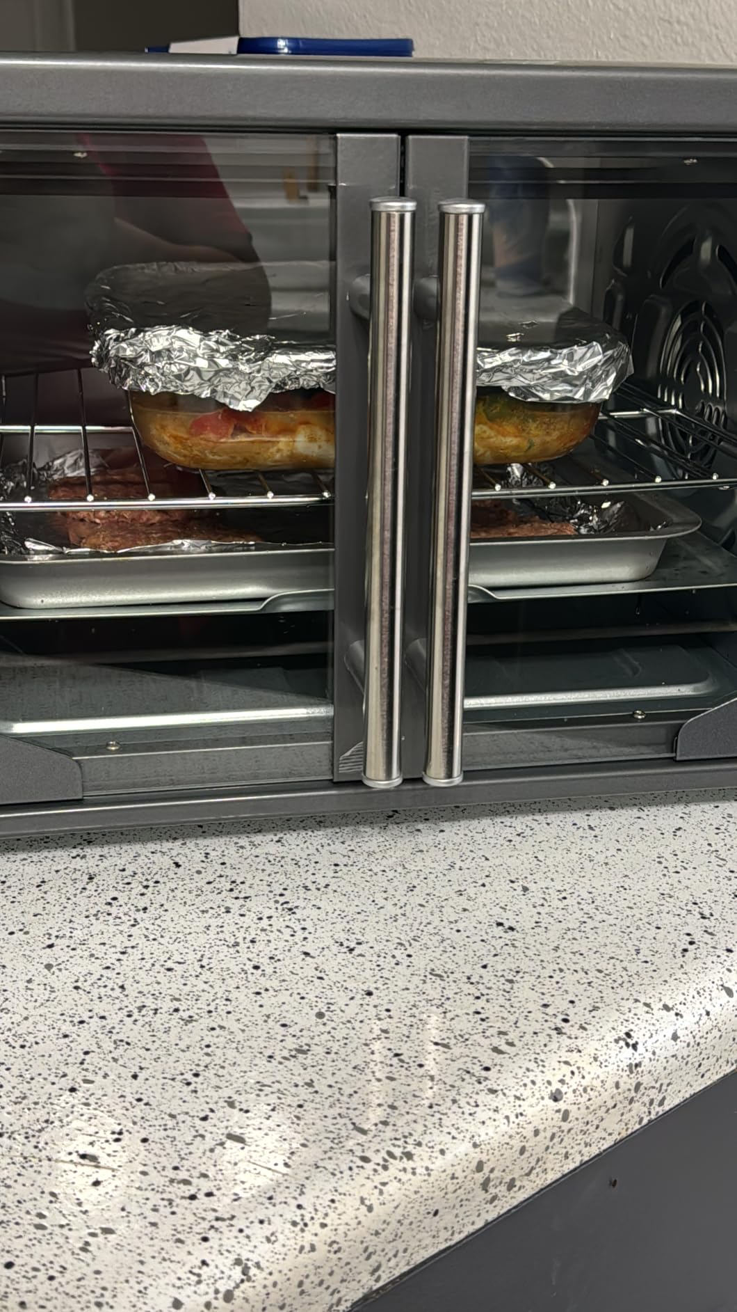 Oster Extra-Large 42L French Door Countertop Toaster Oven, 6-in-1 Air Fryer Oven customer photo 1