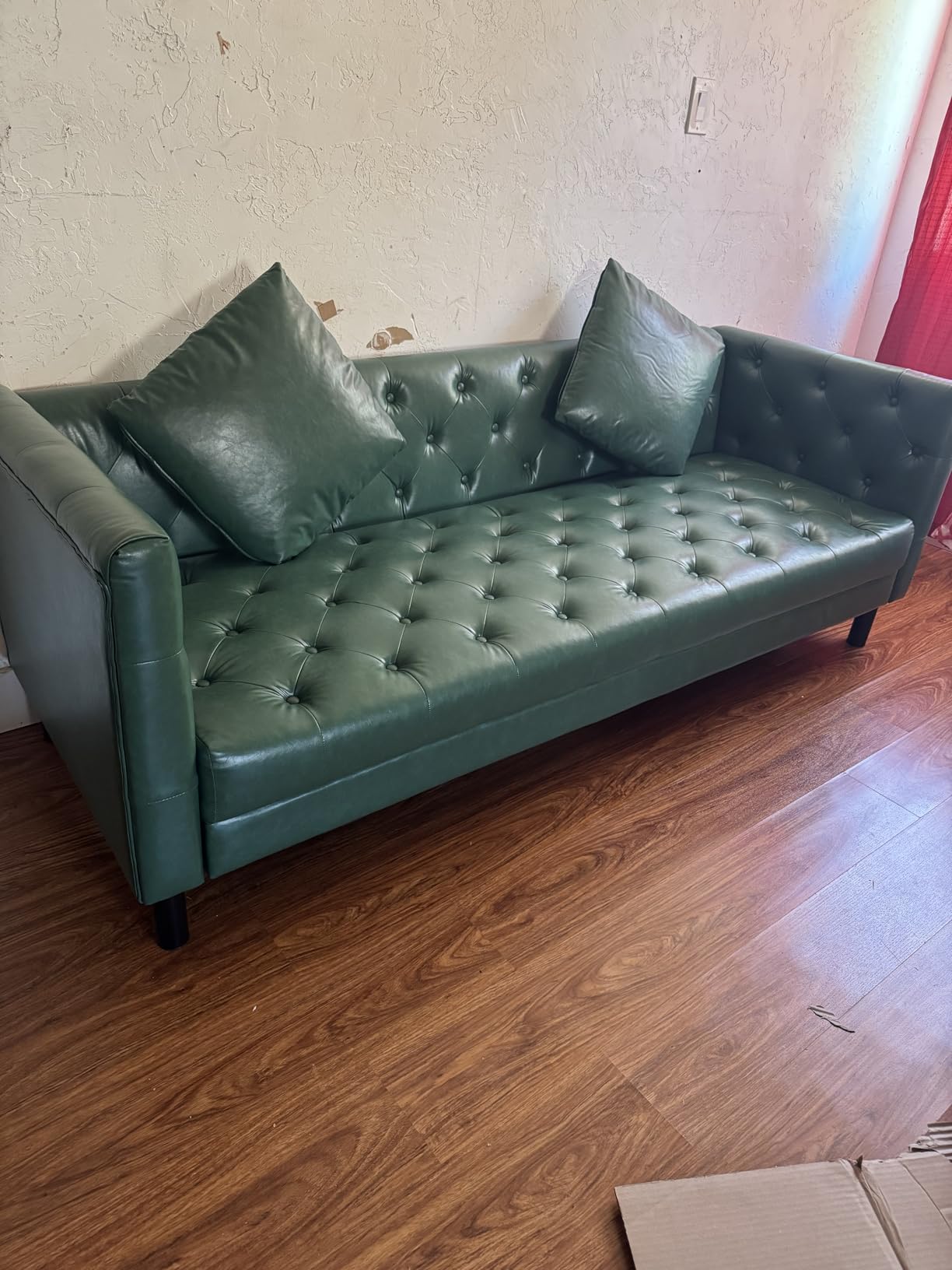 GarveeHome 81 in Leather Couch for Living Room, Modern Styling Sofa Couch with Deep Seat and 2 Pillows, Handmade Button Tufted 3 Seater Sofa, Leather Sofa for Apartment or Office, Dark Brown customer photo 1