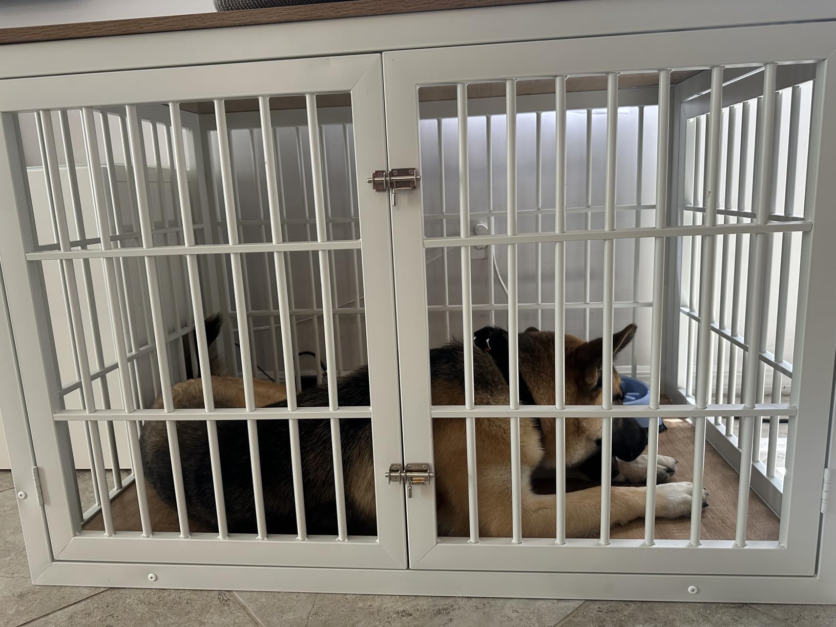 rehomerance Heavy Duty Dog Crate Furniture for Large Dogs, Decorative Pet House End Table, Extra Large Wooden Cage Kennel Furniture Indoor, White customer photo 2