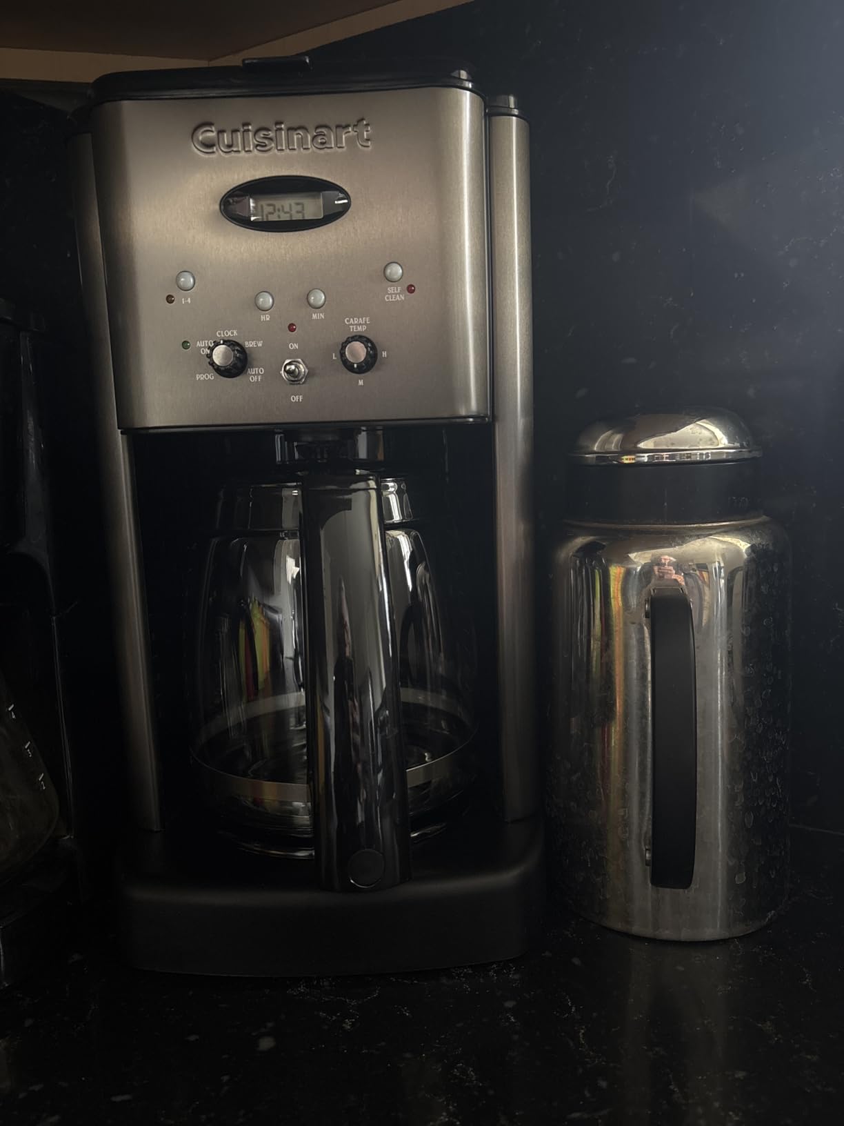 DCC-1200P1 Brew Central 12-Cup Programmable Coffeemaker Coffee Maker, Carafe, Brushed Chrome customer photo 1