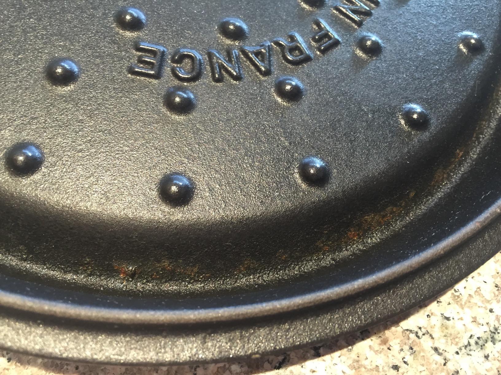 Staub Cast Iron Round Cocotte, Dutch Oven, 5.5-quart, serves 5-6, Made in France, Matte Black customer photo 1
