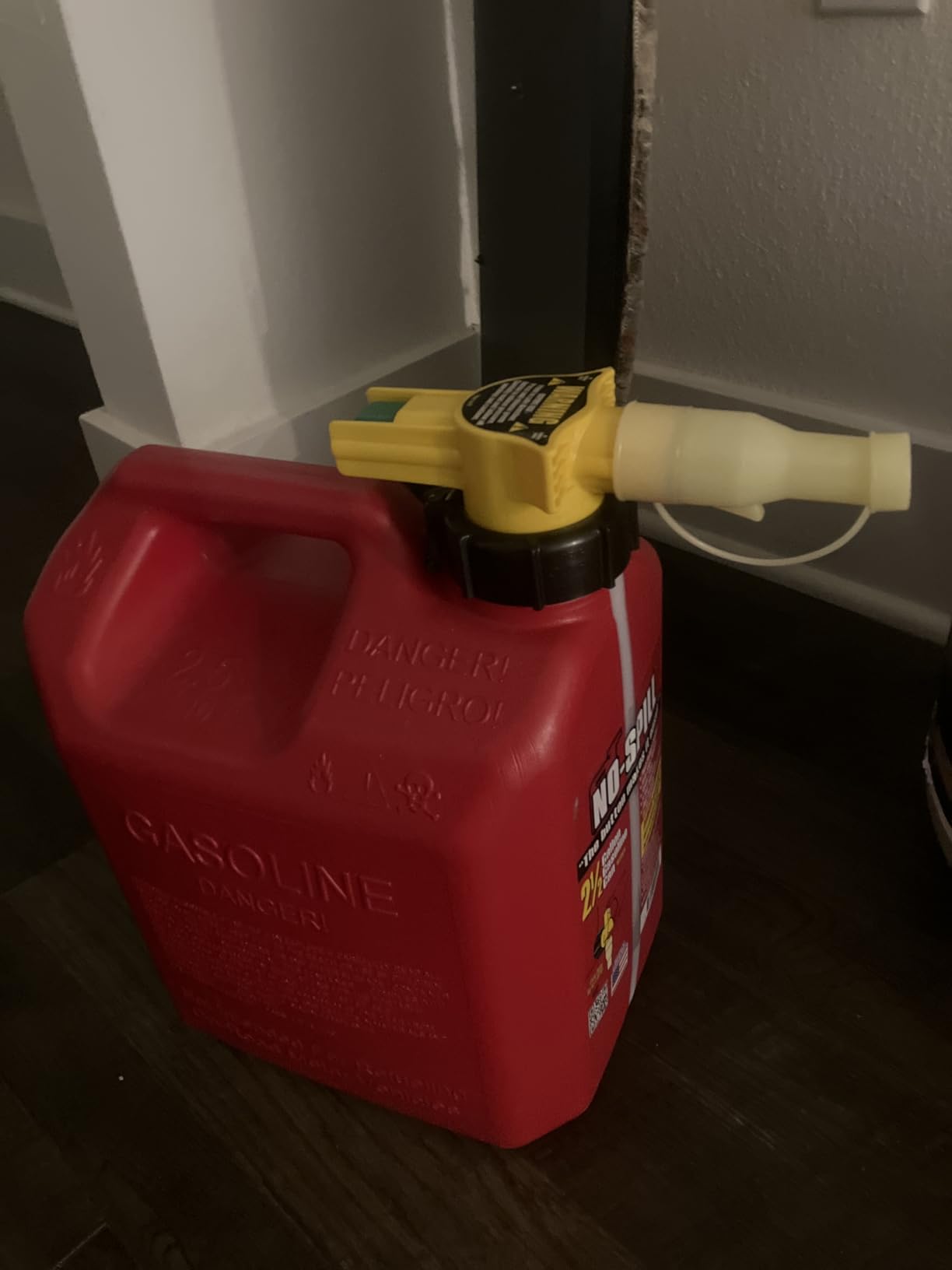 NO-SPILL 2-1/2 gal. Gas Can customer photo 1
