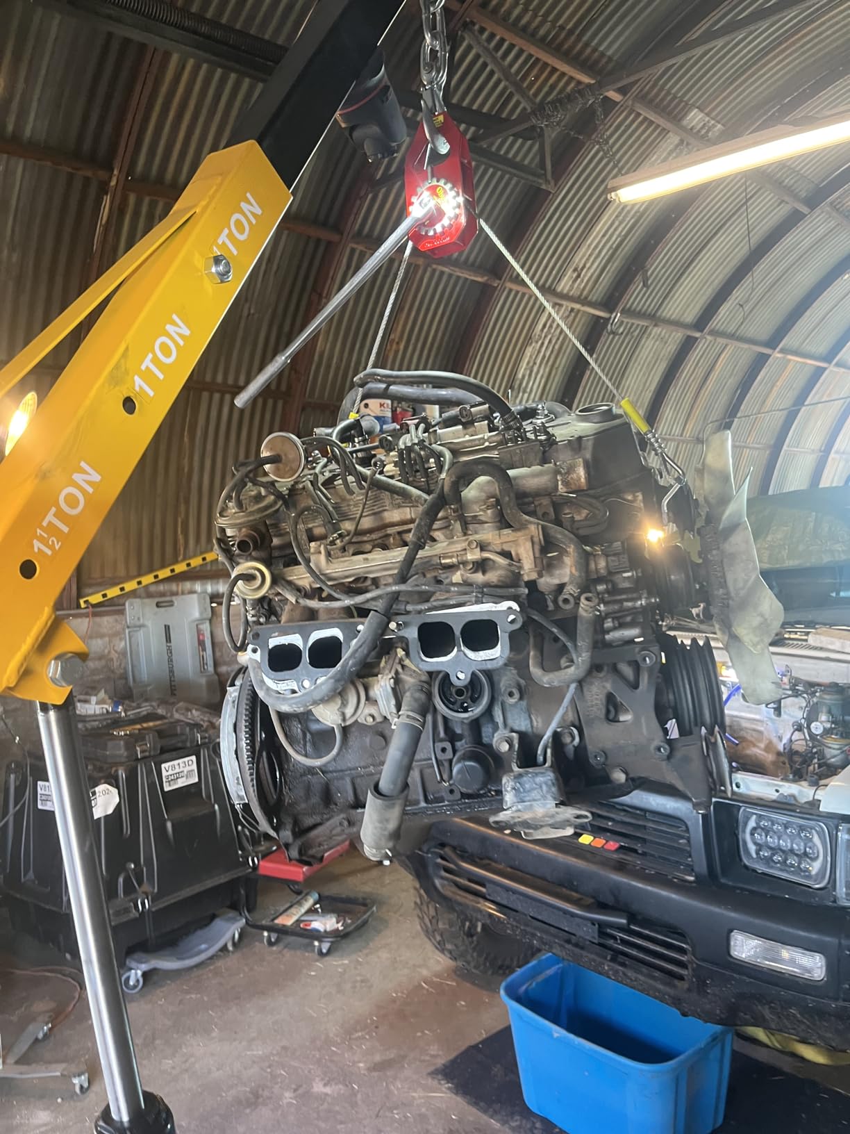 Engine Leveler | Original Chainless Hoist Sling for Engine & Transmission Swaps | 1 Ton (2,000 lb) Capacity, 45 Degree Tilt, One-Hand Ratchet Control, 3:1 Safety Factor customer photo 2