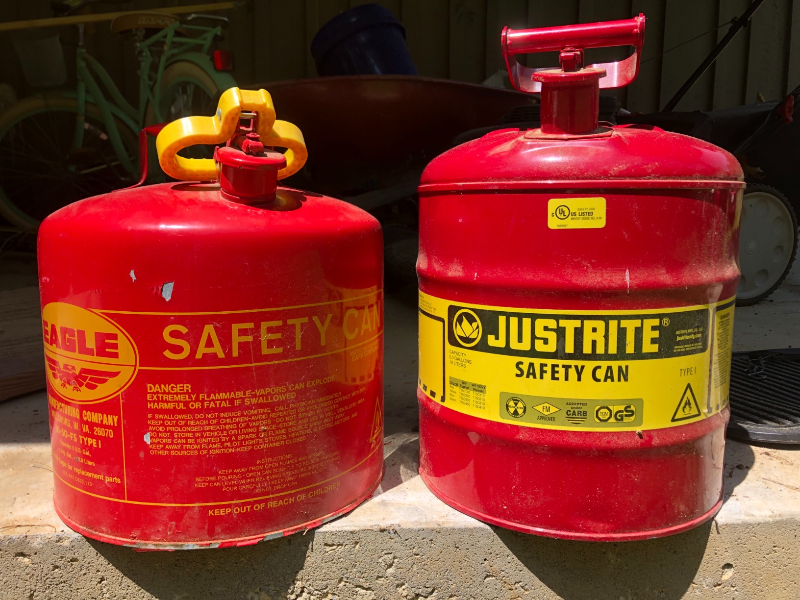 Justrite 5 Gallon Type I Red Safety Gas Can for Gasoline with Flame Arrester, Self-Closing Lid, and Funnel, Made in the USA customer photo 1