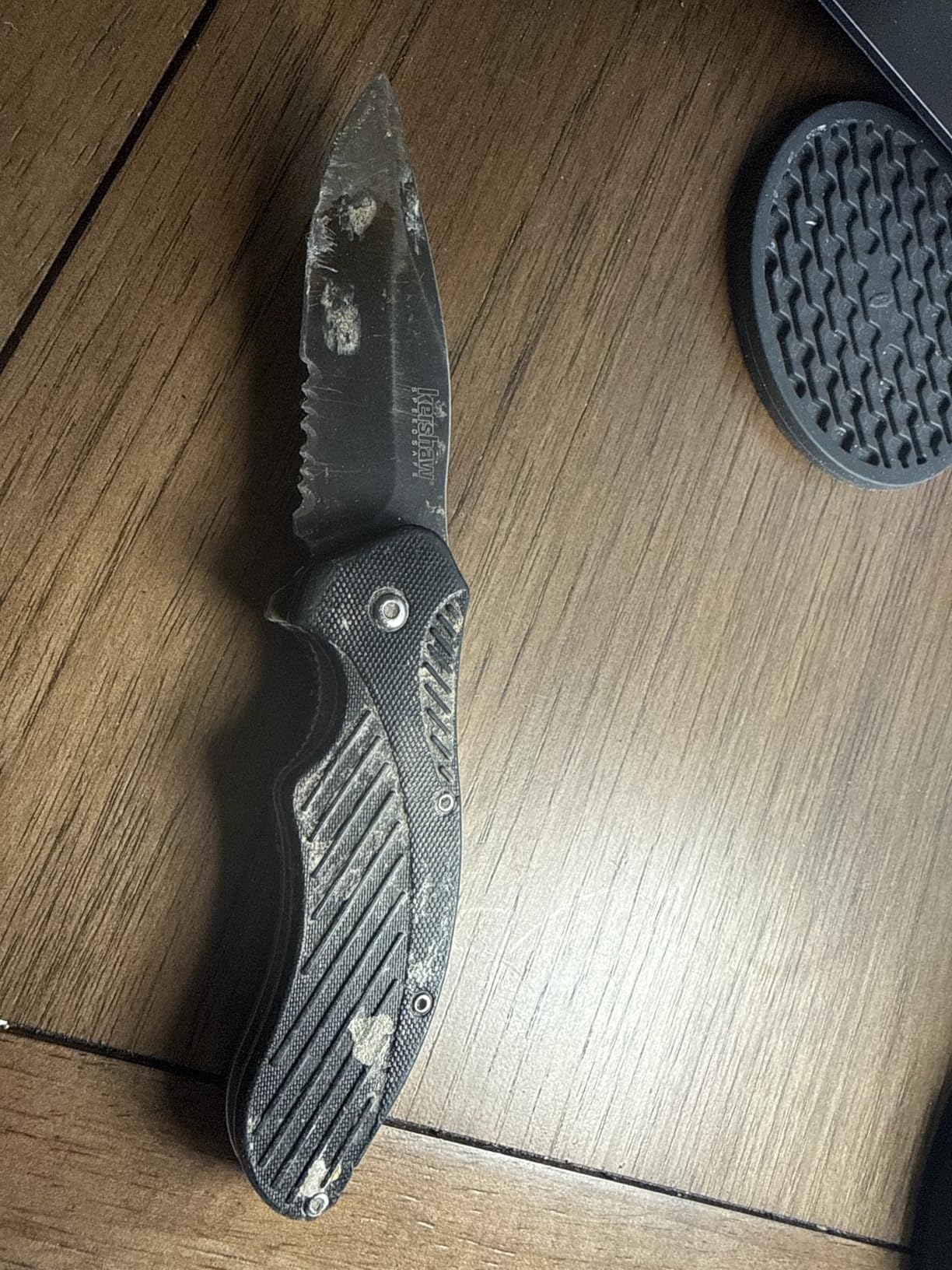 Kershaw Clash Black Serrated Pocketknife, 3in 8Cr13MoV Steel Drop Point Blade, Assisted One-Handed Flipper Opening, Folding Utility EDC customer photo 2