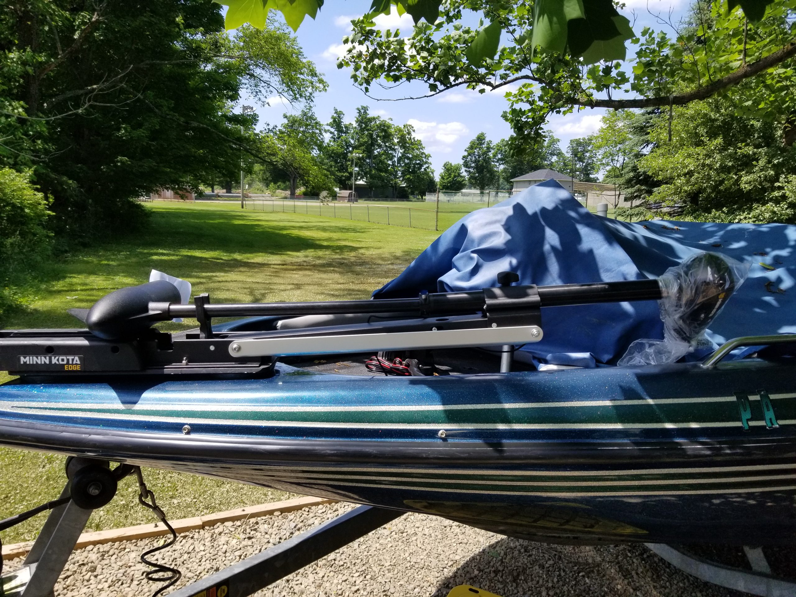 Edge Bow-Mount Electric Trolling Motor with Foot Pedal Control - 70 Lb. Thrust, 45 In. Shaft, Freshwater customer photo 2