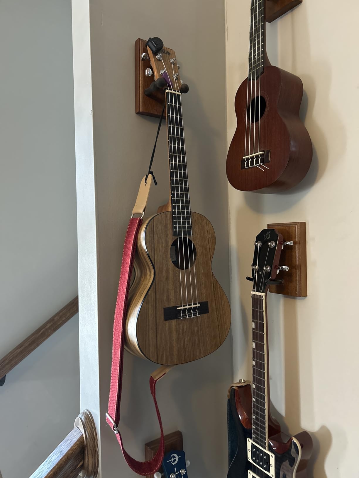Kala KA-PWT Pacific Walnut Tenor Ukulele customer photo 1