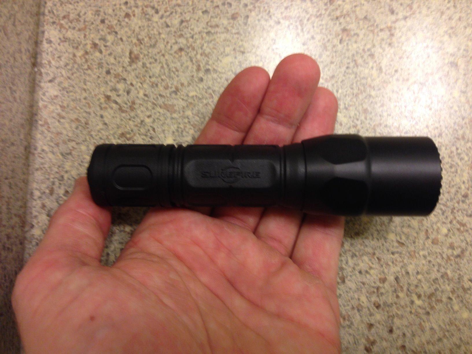 SureFire G2X Pro Dual-Output LED Flashlight with Click Switch, Black customer photo 2
