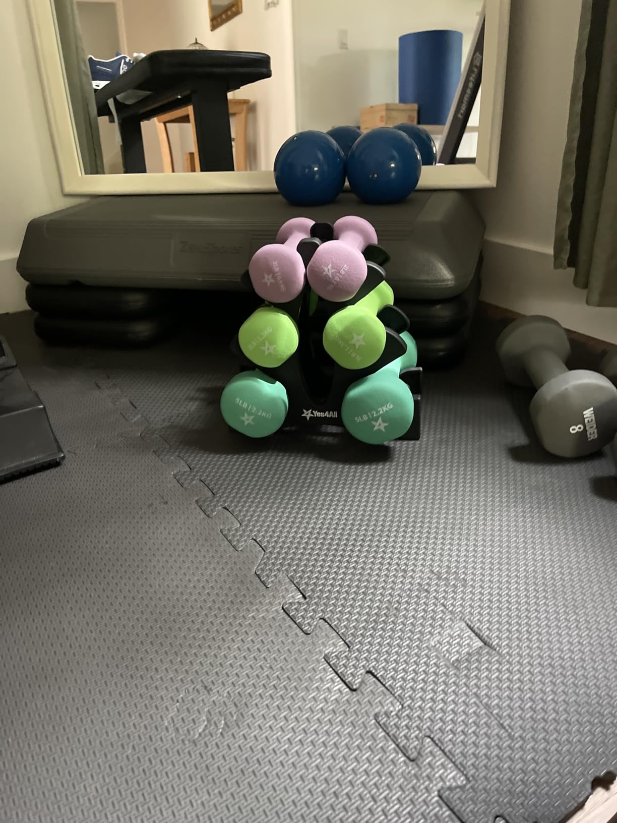 Yes4All Neoprene Coated Dumbbell Hand Weight Sets of 2 - Multiple Weight Options with 15 Colors, Anti-roll, Anti-Slip, Hexagon Shape customer photo 1