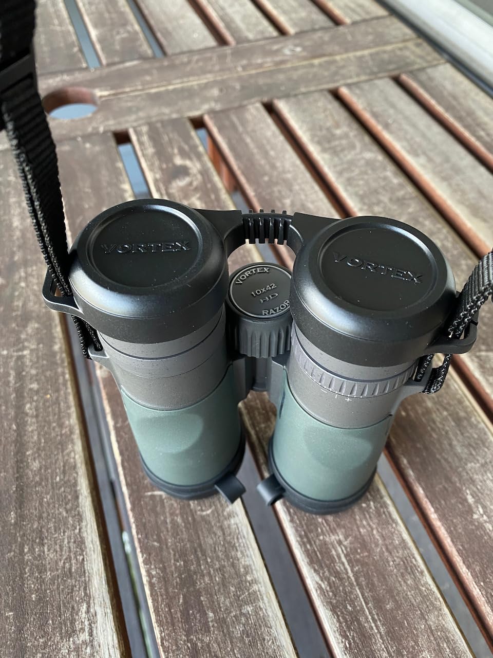 Vortex Razor HD Roof Prism Binoculars customer photo 2