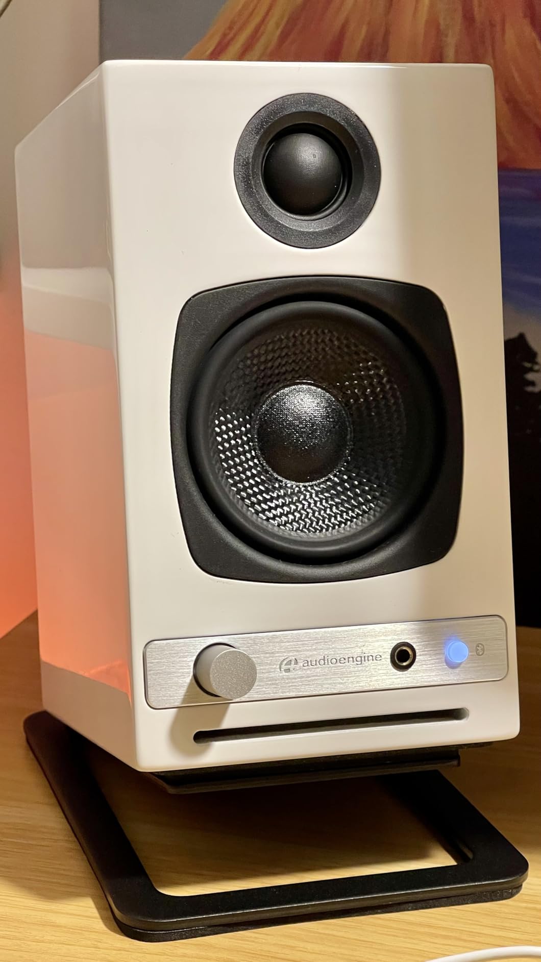 Audioengine DS1M Metal Speaker Stands Pair - Desktop Speaker Stands for Computer Speakers, Studio Monitors and Bookshelf Speakers - Black customer photo 2