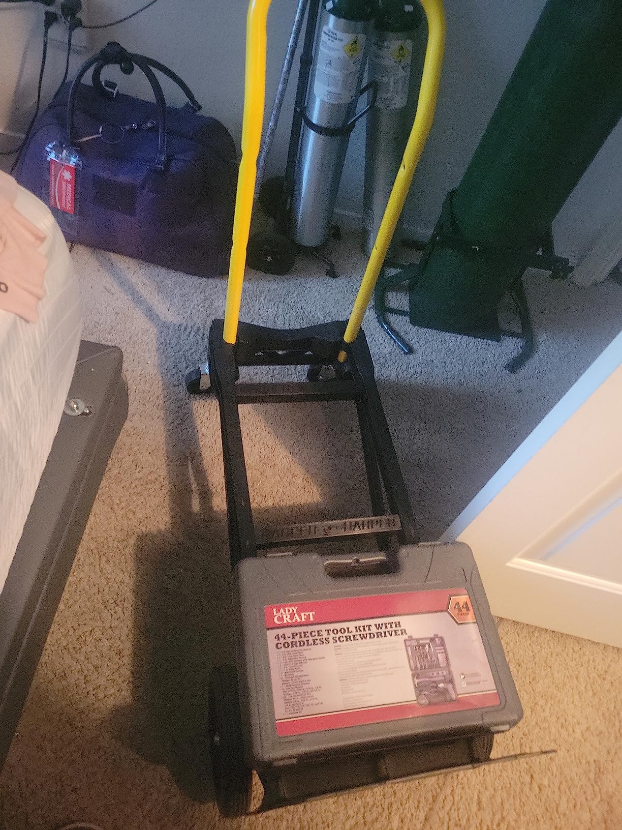 Harper Trucks Convertible Nylon Hand Truck w/ Stair Glides, 300lb Dolly & 400lb Cart Limit customer photo 1